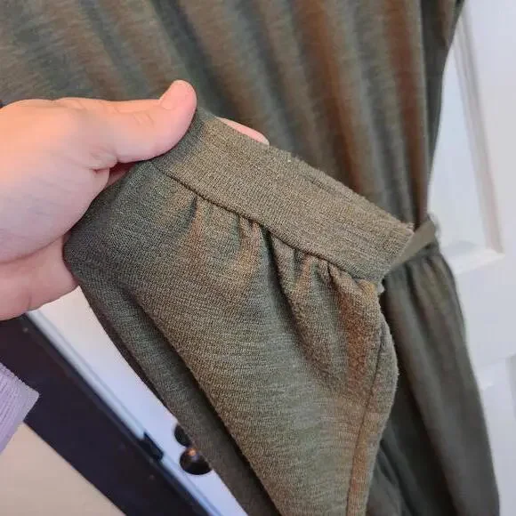 GAP Women's Olive Green Jumpsuit with Belt, Size Large Tall - Picture 6 of 9